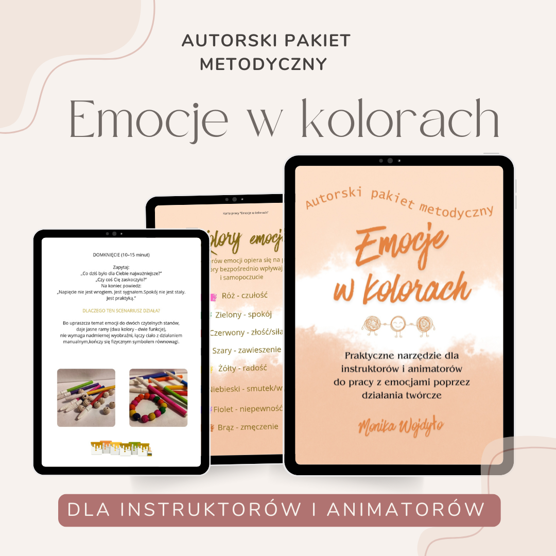 Mockup pakietu Emocje w kolorach na trzech tabletach